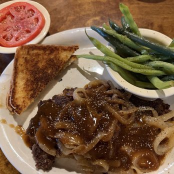 Richter's Antler Cafe - Hamburger Steak Green beans Tomatoes - American Near Me - Spring Branch, Texas