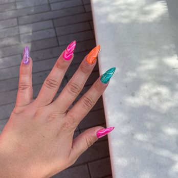 Varnish Lab - Nails - Nail Salons Near Me - Playa Vista, California Varnish Lab - Nails - Nail Salons Near Me - Playa Vista, California