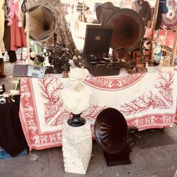 Feira de Antiguidades da Praça XV - Gramofone e afins.
