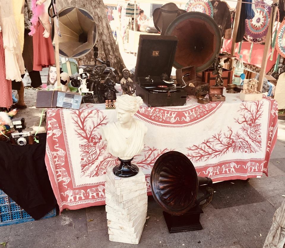 Feira de Antiguidades da Praça XV