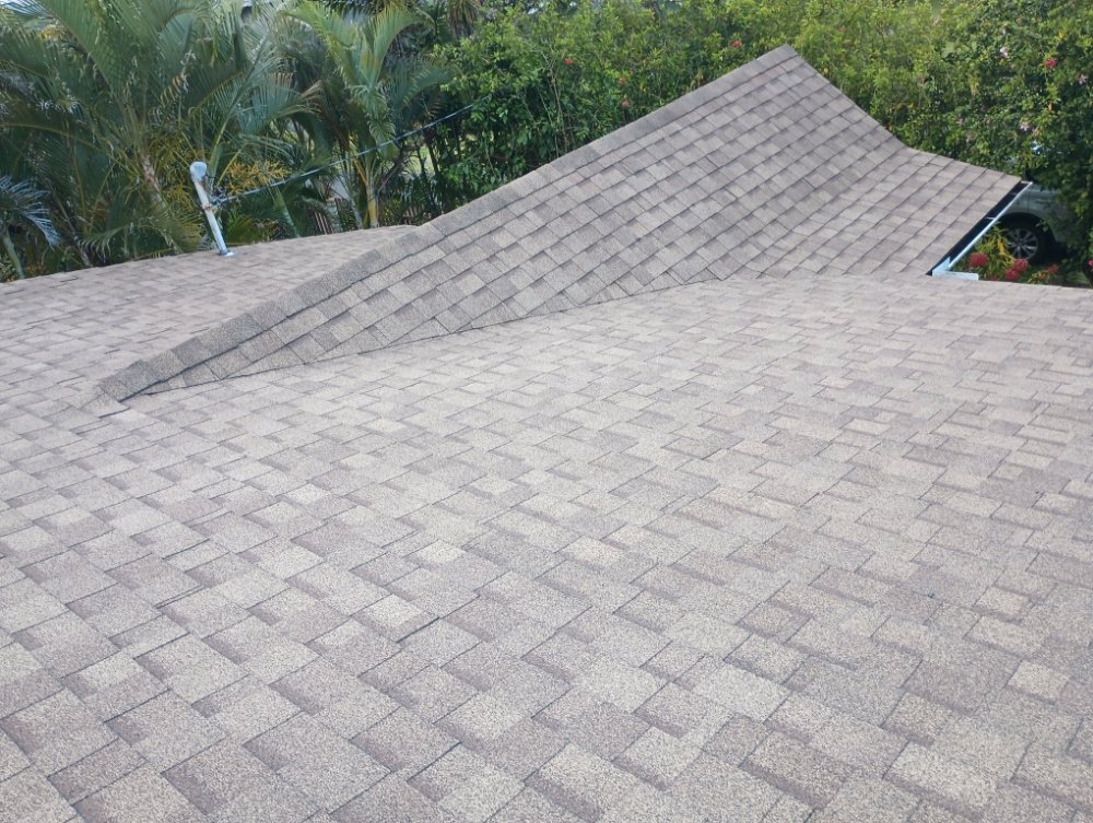 Slide of Pacific Isle Roofing