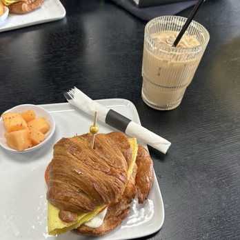 Mika's - Cafes Near Me - San Marcos, California