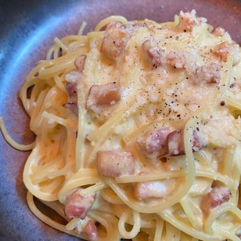 Da Claudio - Spaghetti Carbonara - Italian Near Me - New York, New York Da Claudio - Spaghetti Carbonara - Italian Near Me - New York, New York