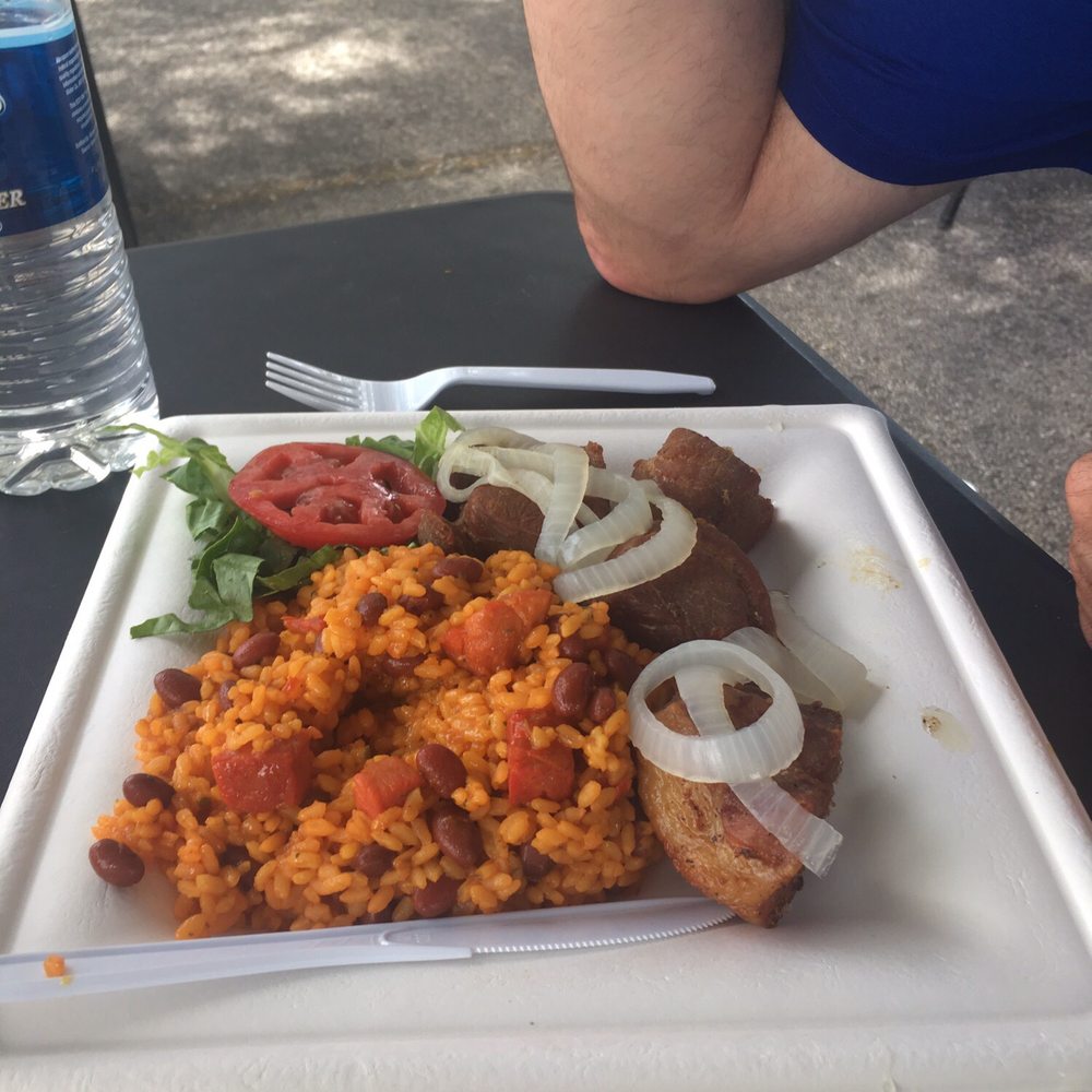 Ay Bendito Con Sabor A Puerto Rico - Carne frita y arroz - Puerto Rican Near Me - Miami, Florida