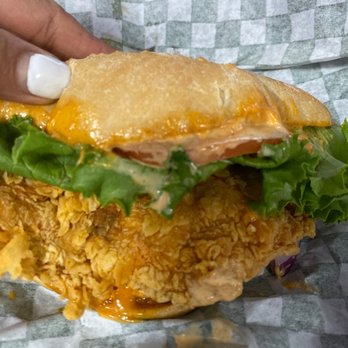 Chicken Kitchen - Chicken sandwich - Chicken Shop Near Me - Toronto, Ontario