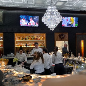 North 40 Chophouse - Gorgeous bar and bartenders - Steakhouses Near Me - North Platte, Nebraska