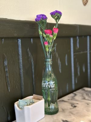 Le Petit Triangle Cafe by null