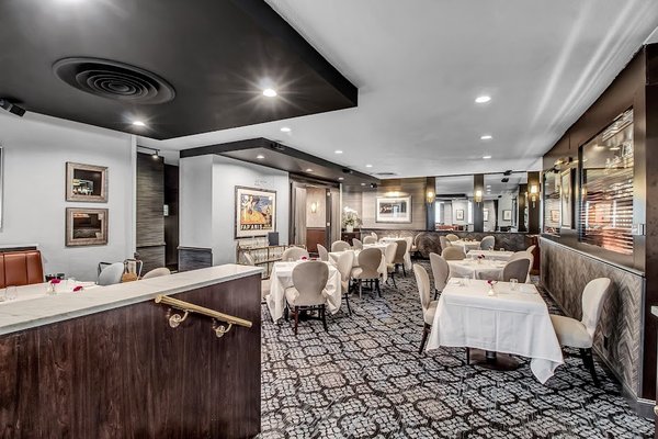Oliver's Restaurant by null