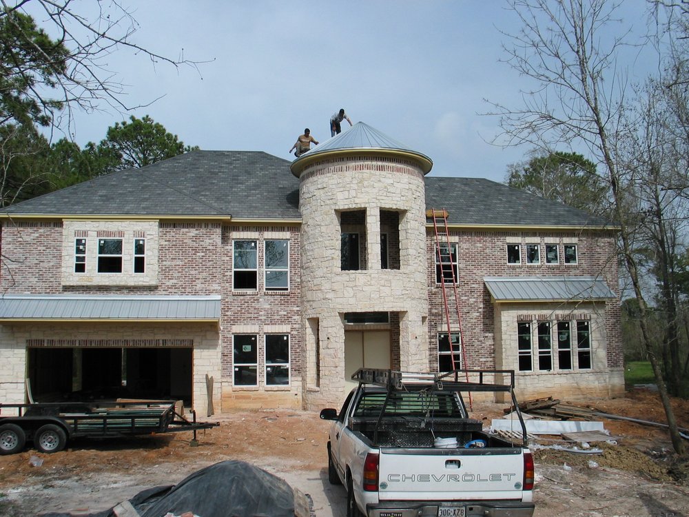 Slide of Alliance Roofing Company