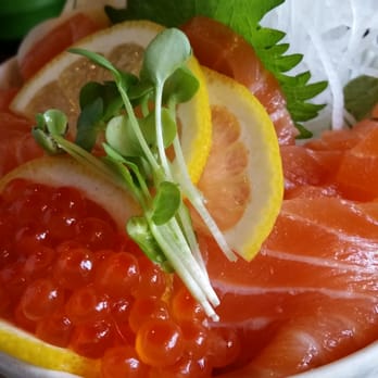 Musashi - Mini Salmon & Ikura Donburi - Japanese Near Me - Berkeley, California Musashi - Mini Salmon & Ikura Donburi - Japanese Near Me - Berkeley, California