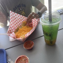 Estero Zacatecas rolled flautas with sour cream & cheese, Boba's all around from the Boba lounge, delish!!