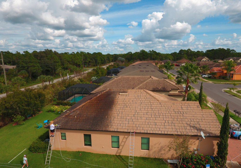 Slide of Paradise Soft Wash