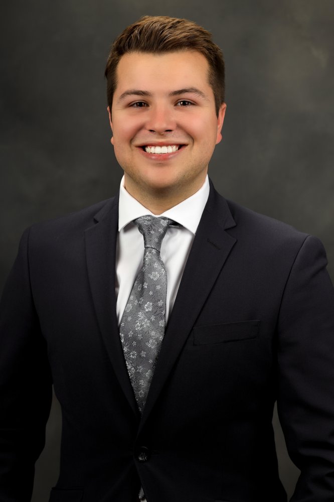 HUNTER KENNEDY THE MCGUIRE TEAM REMAX SELECT ONE Contact Agent