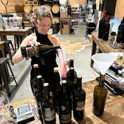 Bennett Lane Winery - Creating our own blend!