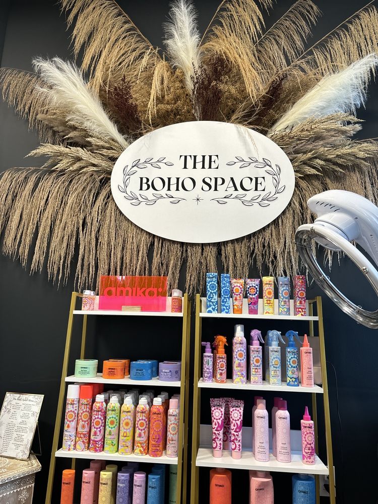 The Boho Space Salon Logo