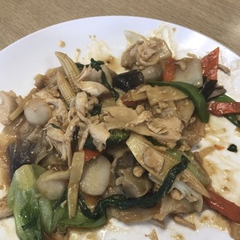 Asian Noodles - Chicken fun Chow - Chinese Near Me - Reno, Nevada
