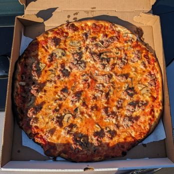 Roseland Apizza - a pizza in a box - Pizza Near Me - Derby, Connecticut Roseland Apizza - a pizza in a box - Pizza Near Me - Derby, Connecticut
