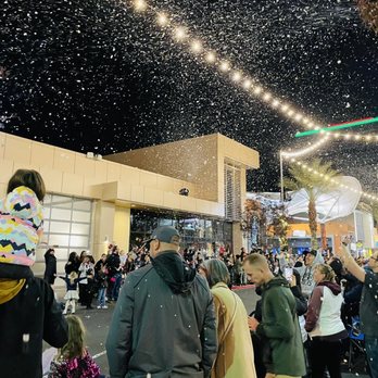 Downtown Summerlin - Christmas parade on 11-18-22 - Shopping Centers Near Me - Las Vegas, Nevada Downtown Summerlin - Christmas parade on 11-18-22 - Shopping Centers Near Me - Las Vegas, Nevada