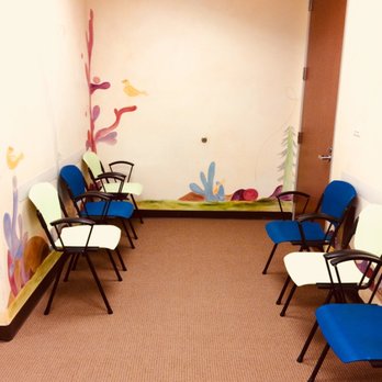 Thousand Oaks Pediatrics - Waiting room - Pediatricians Near Me - Newbury Park, California Thousand Oaks Pediatrics - Waiting room - Pediatricians Near Me - Newbury Park, California