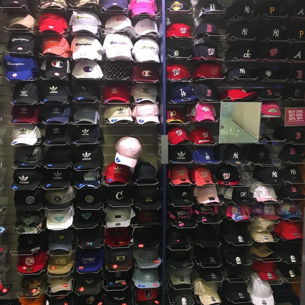 Lids - Sports Wear Near Me - Norfolk, Virginia