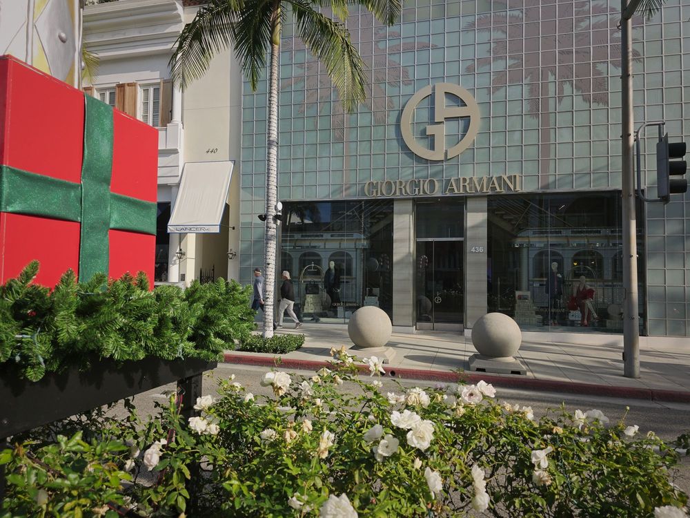 Giorgio Armani Logo