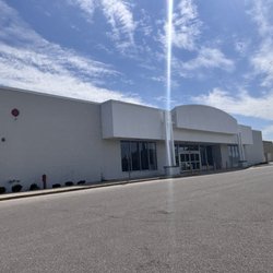 user provided Richmond Mall photo