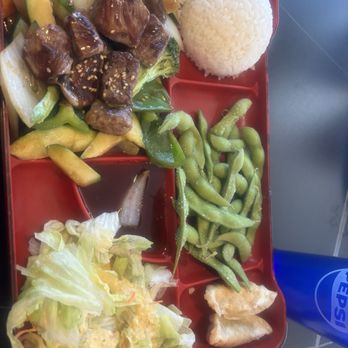 Mulan Asian Kitchen - B6. Steak Teriyaki Box - could use flavor & a bit more meat - Asian Fusion Near Me - Forest Hill, Texas