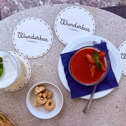 Cafe Wunderbar - Summer rose and panna cotta with fresa