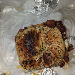 Hole In The Walls Bagels - Everything bagel