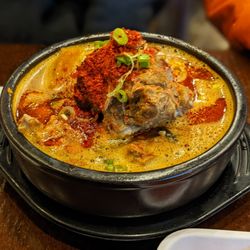 Makkal Chon - Gamjatang