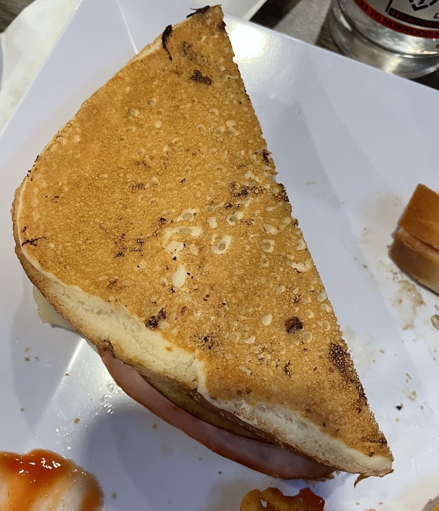 COPPER CANYON BAR AND GRILL Updated September 2024 425 Merger St