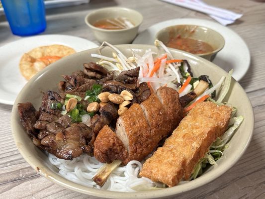 Lá Me Restaurant by null