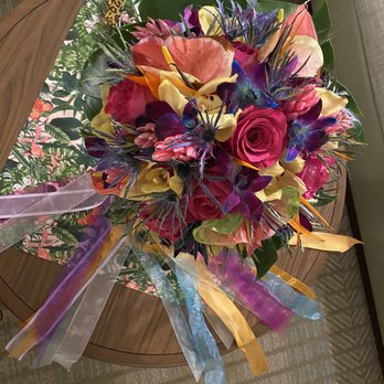 Country Bouquets - This bouquet lasted about a week and a half. I was able to enjoy it after my wedding. - Flowers & Gifts Near Me - Makawao, Hawaii