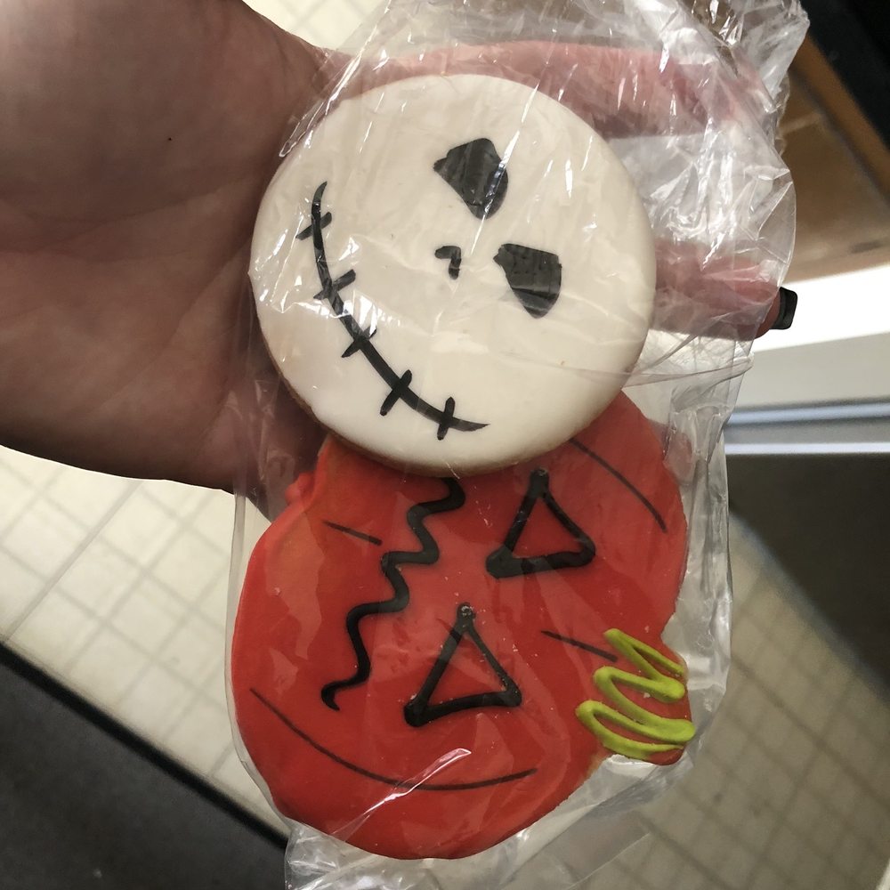 La Paz Bakery - Such cute lil halloween cookies! - Bakeries Near Me - Canoga Park, California La Paz Bakery - Such cute lil halloween cookies! - Bakeries Near Me - Canoga Park, California