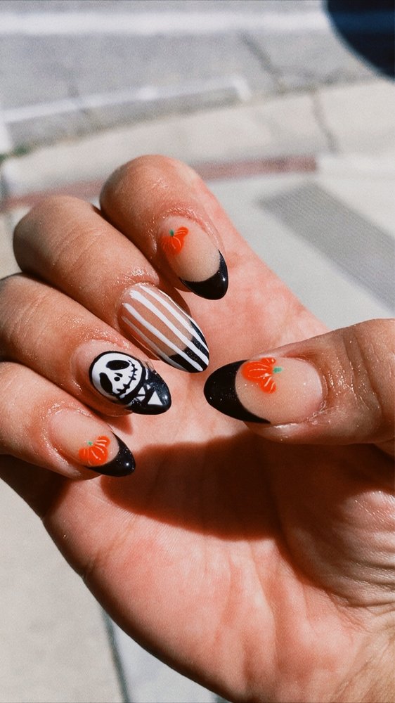 Top Nails & Spa
