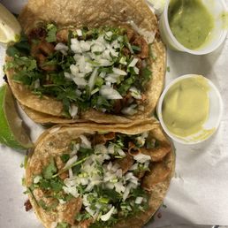 Tacos de tripa extra crispy