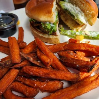 Johnson’s Landing - Jerk chicken sandwich - Breweries Near Me - Hamburg, New York