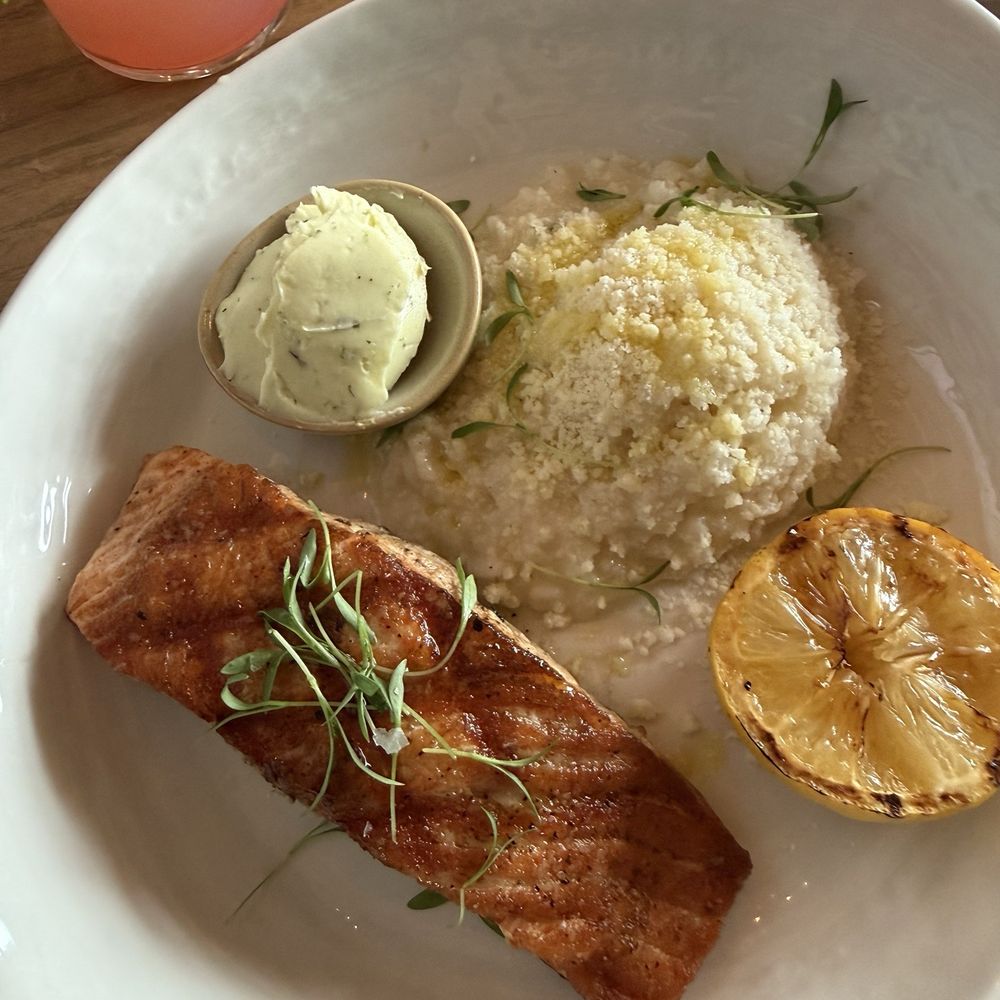 Salt at Carmel City Center - Seafood Near Me - Carmel, Indiana