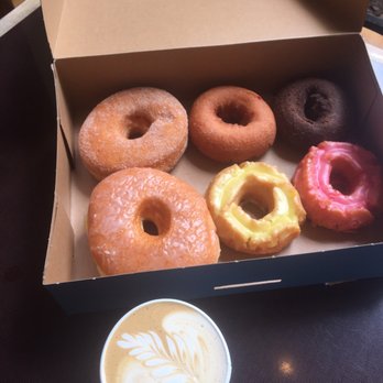 Top Pot Doughnuts - Raised glass, cinnamon sugar, cherry, lemon glazed, raspberry glazed and Chocolate Old Fashioned - Bakeries Near Me - Seattle, Washington Top Pot Doughnuts - Raised glass, cinnamon sugar, cherry, lemon glazed, raspberry glazed and Chocolate Old Fashioned - Bakeries Near Me - Seattle, Washington
