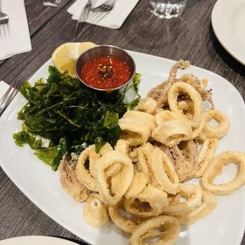 Scuola Vecchia Pizza e Vino - Fried Calamari - Pizza Near Me - Coral Springs, Florida Scuola Vecchia Pizza e Vino - Fried Calamari - Pizza Near Me - Coral Springs, Florida