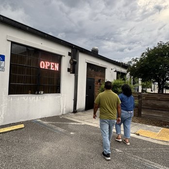 Burlock and Barrel - Distilleries Near Me - Jacksonville, Florida