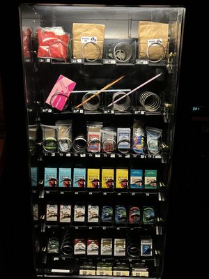 Momo's by null