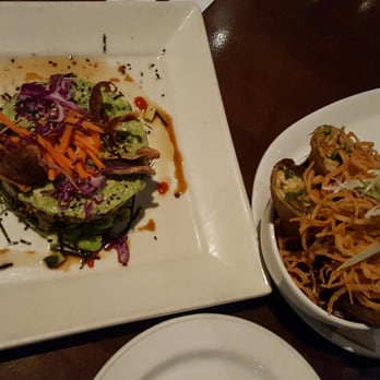 Yard House - Moo Sho Egg Rolls and Spicy Tuna Roll - New American Near Me - Lone Tree, Colorado Yard House - Moo Sho Egg Rolls and Spicy Tuna Roll - New American Near Me - Lone Tree, Colorado