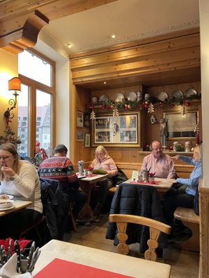 Goldenes Posthorn by null