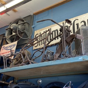 Antique Archaeology - Antiques Near Me - Le Claire, Iowa