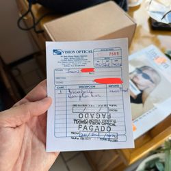 Vision Optical - Receipt for single-prescription polycarbonate lenses (no extra coatings) 2600 Mexican Pesos ~ $150 USD