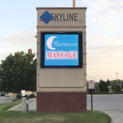 Bluemoon Massage Therapy - Skyline Pointe