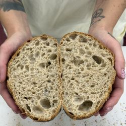 Dream Bakery - Spelt sourdough bread