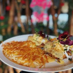 Sweet Betty's - Homemade crab cake Benedict