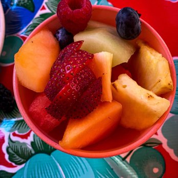 Tweet - Fresh Seasonal Fruit - New American Near Me - Chicago, Illinois